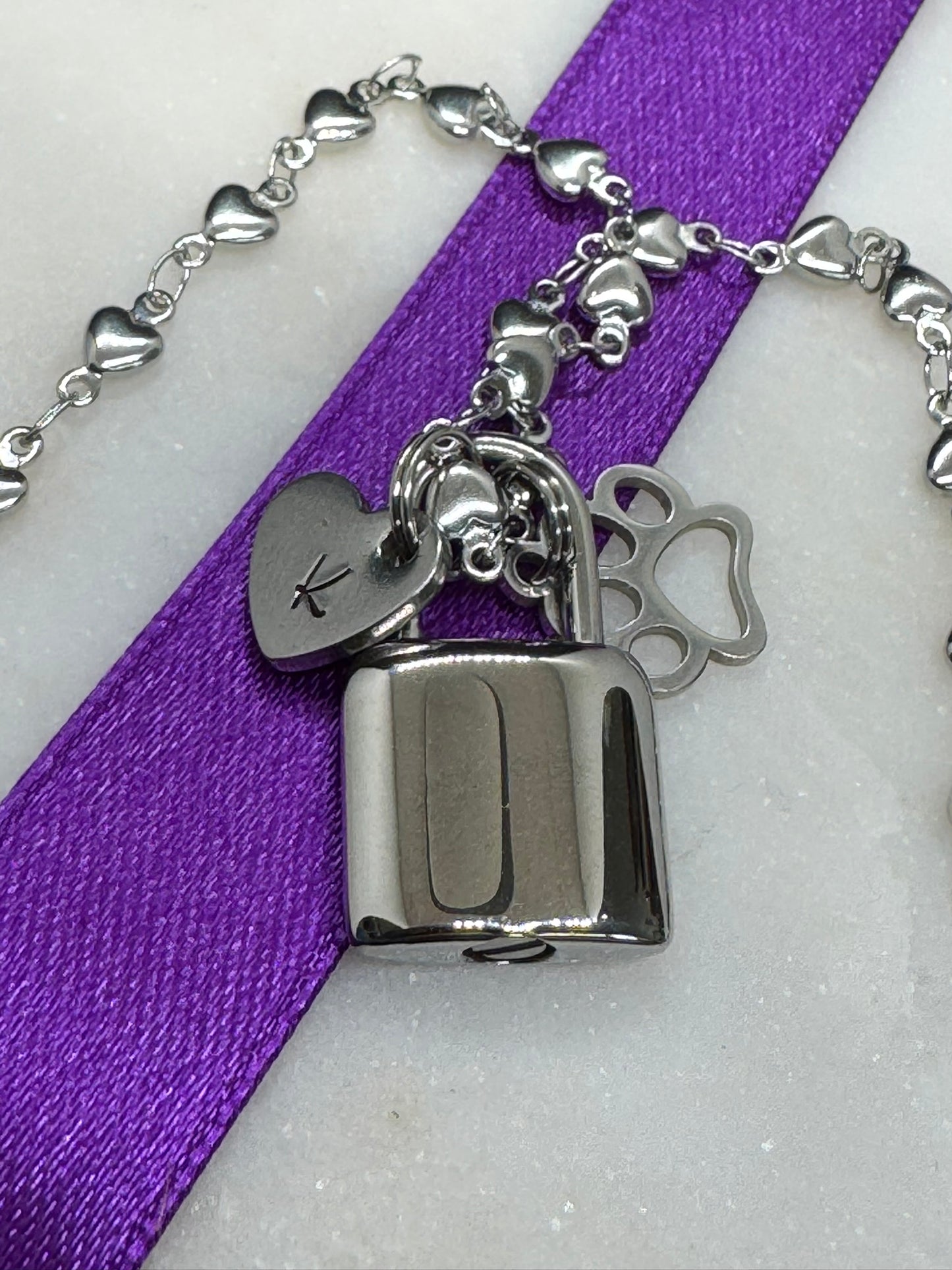 Ashes Keepsake Jewellery - Cremation Jewellery - Necklace to hold Ashes