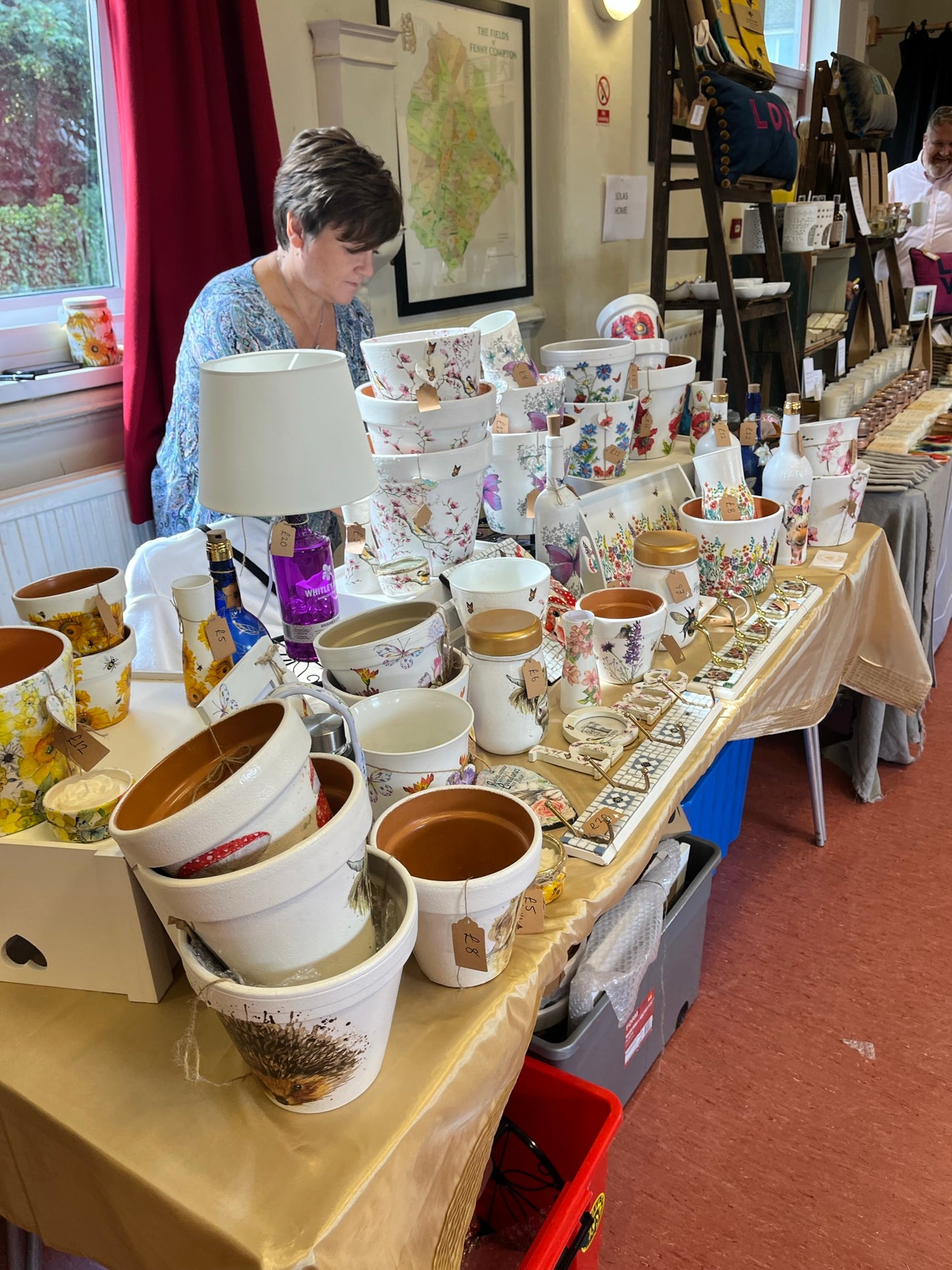 Happy Bee Craft Fairs - book your space now! Specially curated to ensure large range of hand crafted products