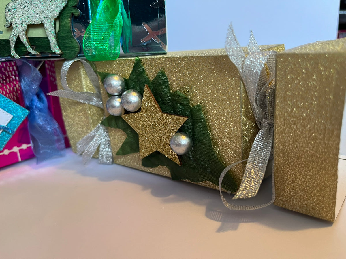 Handmade Luxury No Bang Christmas Crackers with Lindor Chocolates